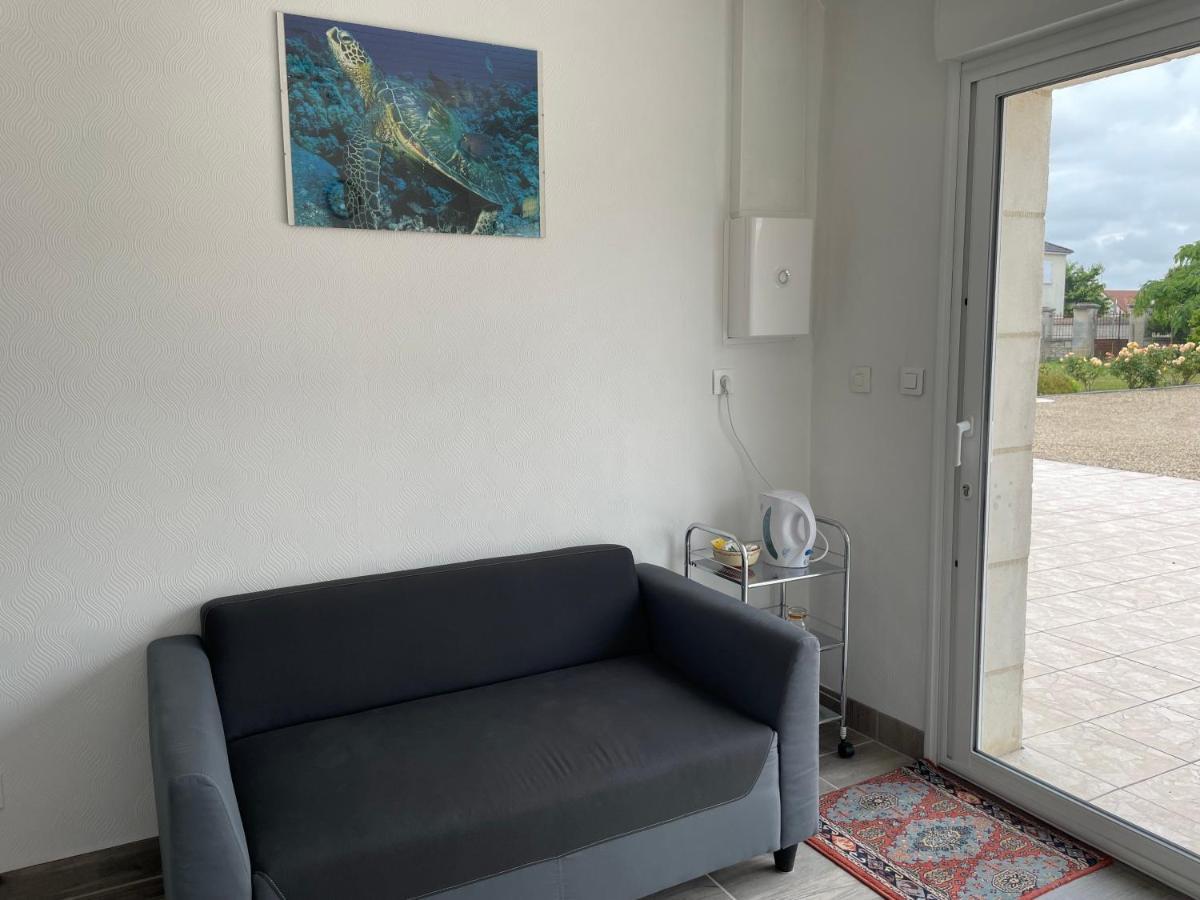 Studio Independant Chez L'Habitant Olivet  Exterior foto